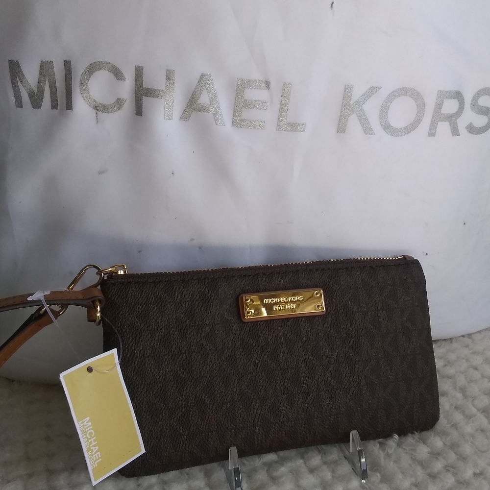 Michael Kors Medium Leather Wristlet